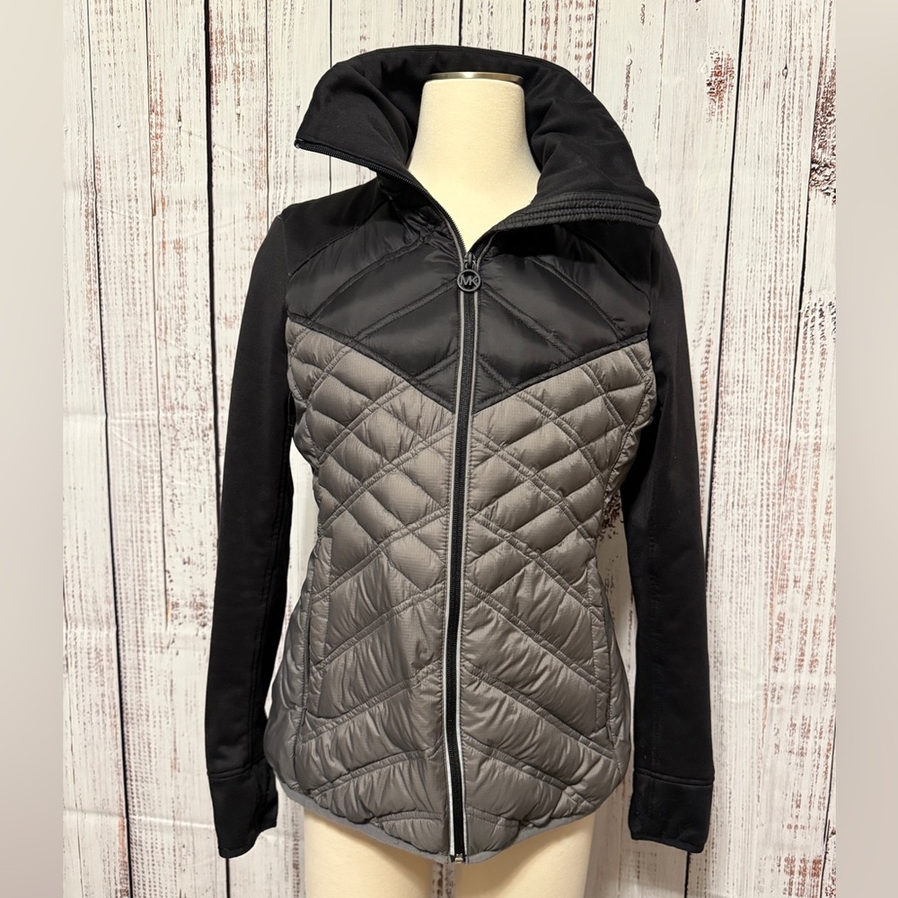 Michael Kors Black and Gray Puffer Jacket‎